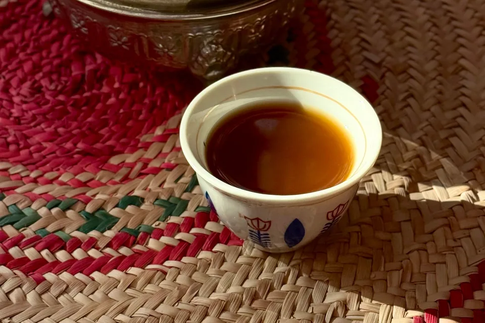 قهوة عربية بالهيل والزعفران